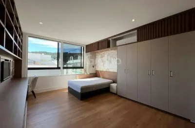Apartamento com 1 quarto para alugar na rua joão pio duarte silva, 1350, córrego grande, florianópolis por r$ 3.300
