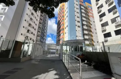 Apartamento com 3 quartos para alugar na rua cristóvão nunes pires, 180, centro, florianópolis por r$ 4.700