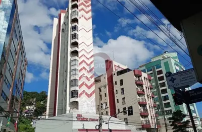 Apartamento com 2 quartos para alugar na avenida mauro ramos, 278, centro, florianópolis por r$ 2.650