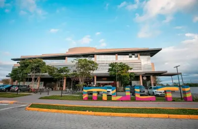 Sala comercial para alugar na dr. antônio luiz moura gonzaga, 3339, rio tavares, florianópolis por r$ 3.900