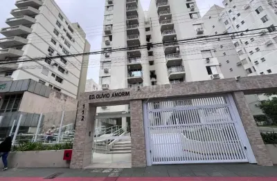 Apartamento com 3 quartos para alugar na praça olívio amorim, 112, centro, florianópolis por r$ 6.000