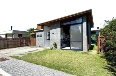 Casa em condomínio fechado com 3 quartos para alugar na Rua Manoel Pedro Vieira, 688, Morro das Pedras, Florianópolis por R$ 18.000