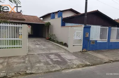 Casa com 3 quartos à venda no Centro, Penha 