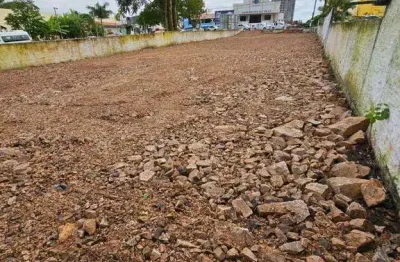 Terreno à venda no Centro, Penha 