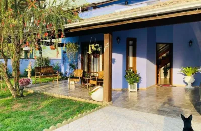 Casa espaçosa com amplas áreas e conforto garantido