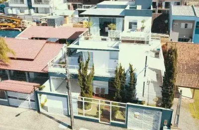 Sofisticação e conforto no centro de balneário piçarras – 4 suítes e 4 vagas!