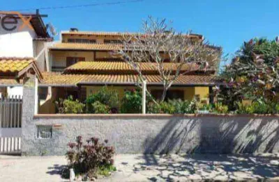 Casa com 5 quartos à venda no Centro, Penha 