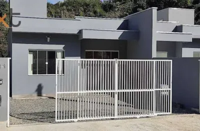 Casa em penha: seu refúgio perfeito próximo à praia!