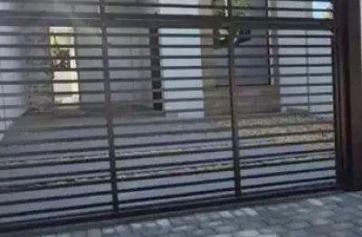 Casa  espaçosa com piscina em barra velha: conforto e lazer para toda a família!