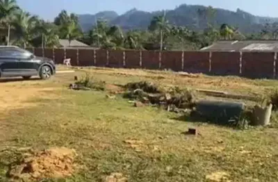 Terreno espaçoso em penha: sua oportunidade no bairro santa lídia!