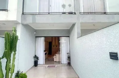 Pronta para morar, com móveis planejados, segurança completa e localização estratégica