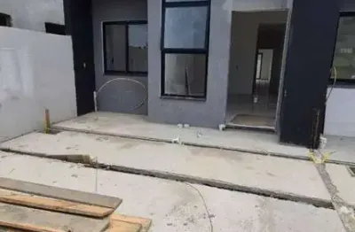 Casa espaçosa em penha: 3 quartos, suíte e vaga para dois carros!