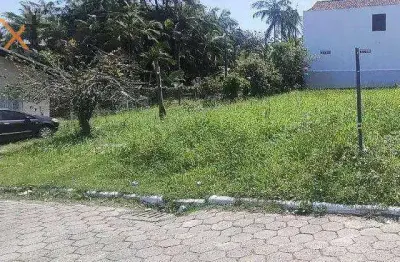 Excelente terreno de esquina no centro de penha  oportunidade imperdível!