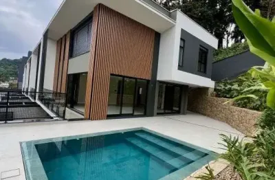 Casa com 3 quartos à venda na Rua Quintino Bocaiúva, 646, América, Joinville
