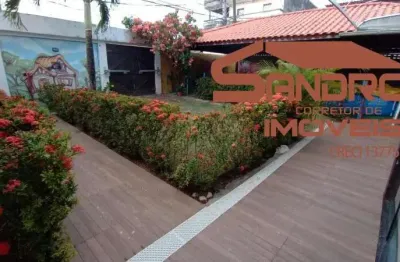 Casa com 4 quartos à venda na rua josé h requião, 78, pitangueiras, lauro de freitas por r$ 690.000