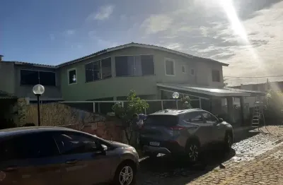 Casa em condomínio fechado com 5 quartos à venda na rua ibitiara, 7667, praia do flamengo, salvador por r$ 750.000