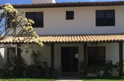 Casa com 5 quartos à venda na avenida luiz tarquínio pontes, 0866, buraquinho, lauro de freitas por r$ 990.000