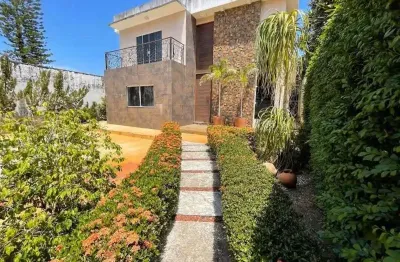 Casa com 3 quartos para alugar na avenida praia de pajussara, s/n, 890, vilas do atlantico, lauro de freitas por r$ 10.500