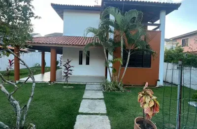 Casa em condomínio fechado com 4 quartos à venda na avenida luiz tarquínio pontes, 766, buraquinho, lauro de freitas por r$ 850.000