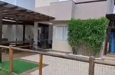Casa em condomínio fechado com 4 quartos à venda na rua do bosque, 8888, boa união, camaçari por r$ 650.000