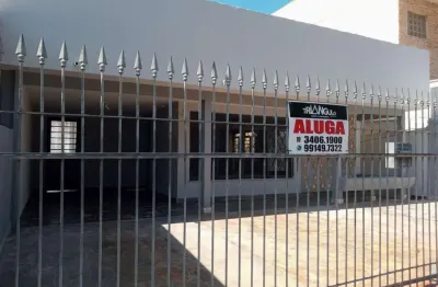 Casa com 3 dormitórios para alugar, 180 m² por R$ 4.550,00/mês - Vila Rehder - Americana/SP