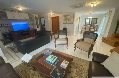 Vendo ou Alugo, apartamento Itaim bibi 210 mts, 3 dormitórios, varanda e lazer