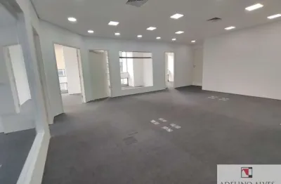 Sala comercial com 15 salas para alugar na Rua Líbero Badaró, 293, Centro, São Paulo