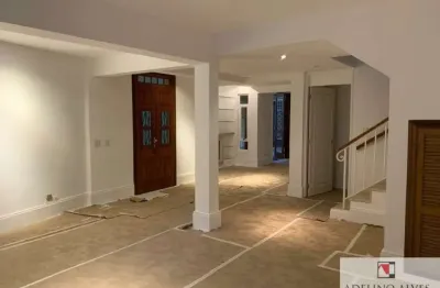 Casa com 5 quartos à venda na Rua Gracindo de Sá, 57, Jardim Paulistano, São Paulo