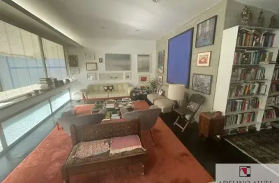 Alugo apto  jardim américa com 200 mts, 2 vagas e 03 dormitórios