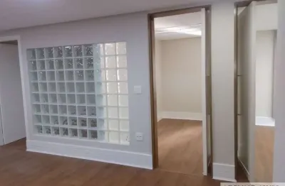 Sala comercial à venda na Avenida Ibijaú, 331, Moema, São Paulo