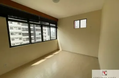 Vendo apartamento  itaim bibi, 1 dormitório, com 45 mts, 2 banheiros