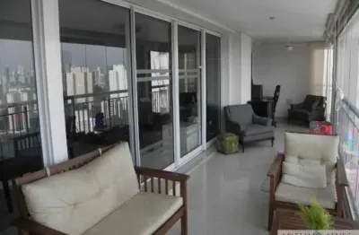 Apartamento a venda ou locação  no Morumbi, 4 dormitórios e 177 m ²