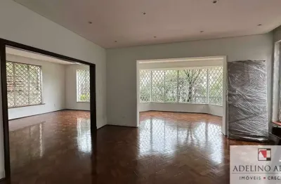 Alugo Casa Pacaembu, impecavel com 300 mts, AC. com 3 dormitórios sendo 1 suite