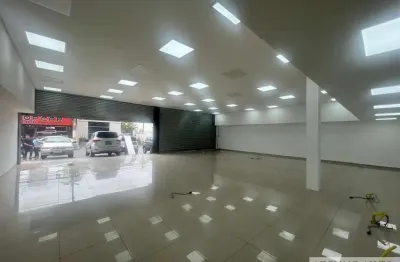 Ponto comercial com 1 sala para alugar na Avenida Padre Antônio José dos Santos, 1130, Cidade Monções, São Paulo