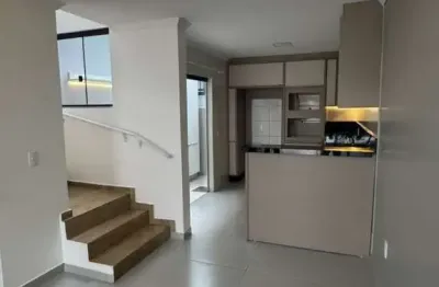 Sobrado para venda em balneário piçarras, armação, 2 dormitórios, 2 suítes, 3 banheiros, 1 vaga