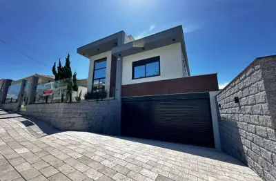 Casa alto padrão com 3 dormitórios e 2 suítes no pedra branca - palhoça/sc