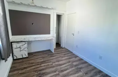 Apartamento com 2 quartos para alugar na Rua Adílio Maria Firminio, 506, Carianos, Florianópolis