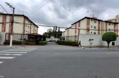 Apartamento para Venda em São Paulo, Vila Carmosina, 2 dormitórios, 1 banheiro, 1 vaga