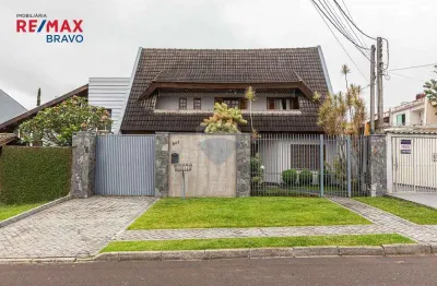Casa com quintal, porteira fechada, 4 quartos, vagas pra 7 carros, no jardim das américas com 597m2 de terreno e 336m2 de construção, curitiba pr