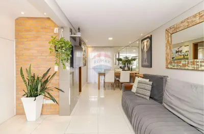 Sobrado triplex de 110m² à venda no guabirotuba – curitiba/pr