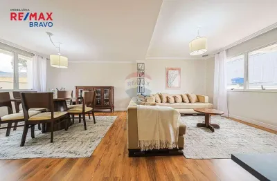 Sobrado à venda em condomínio, 3 q (1 suíte), 3 vagas de garagem, 160m2, no bacacheri