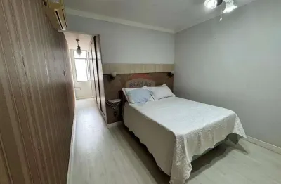 Apartamento quadra mar no calçadão central de balneário camboriú edifício imperador