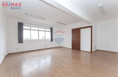 Sala comercial de 30m² à venda no centro de são josé dos pinhais