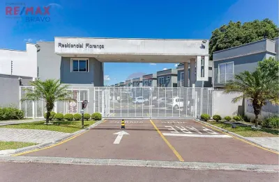 Casa em condomínio no residencial florença, com 03 quartos, bairro uberaba em curitiba-pr