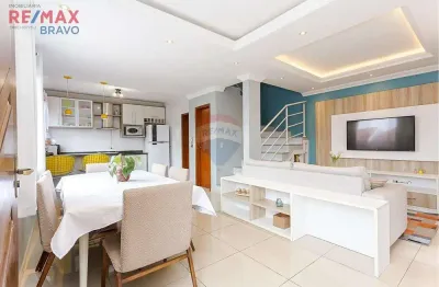 Sobrado Moderno em Condomínio, 3 Quartos, 4 Vagas, Bairro Uberaba em Curitiba, estuda Permuta