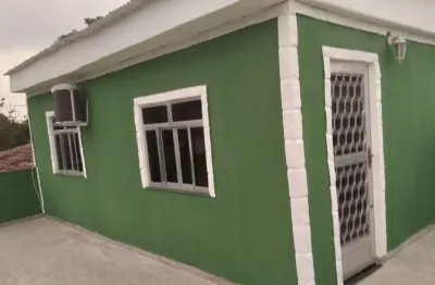 Excelente casa proxima ao colégio antonio de pádua- centro de campo grande - rj