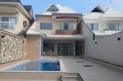 Linda casa para alugar no Recreio dos Bandeirantes- Condomínio Verde Mar