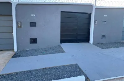 Casa nova c/ 2 quartos e área gourmet - entrada de r$ 15 mil!
