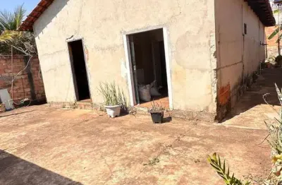 Casa 3q (2 suítes) c/ quintal – são francisco ii, senador canedo