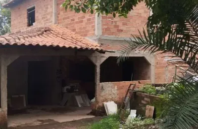 Chácara escriturada 10.000m² com casa, piscina e córrego – senador canedo